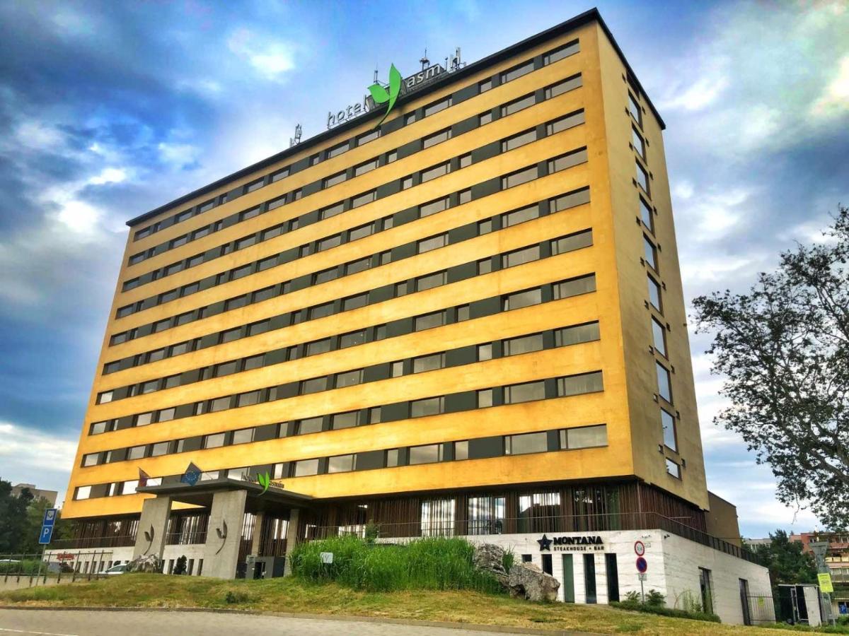 Hotel Yasmin Кошице Екстер'єр фото