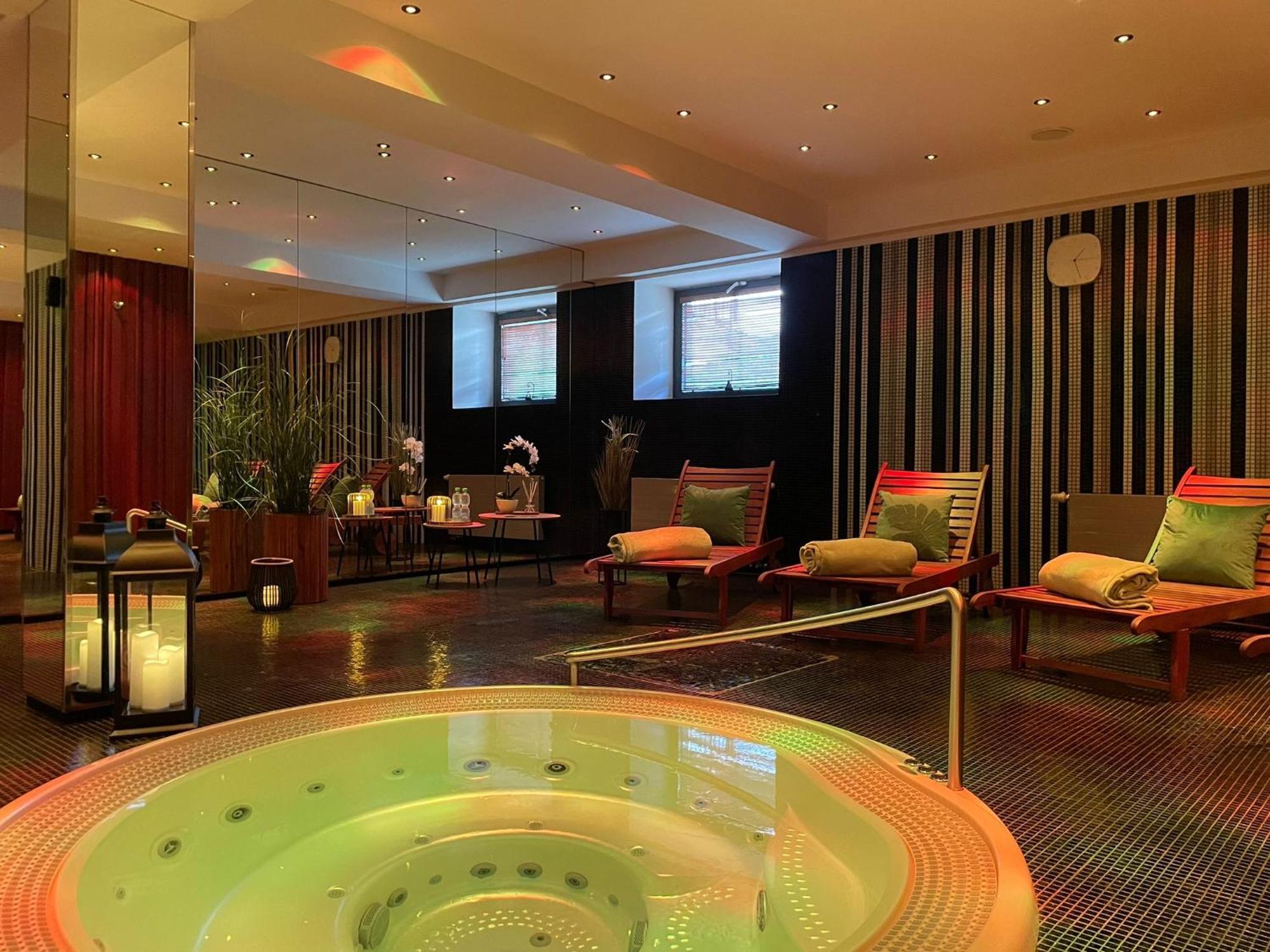 Hotel Yasmin Кошице Екстер'єр фото