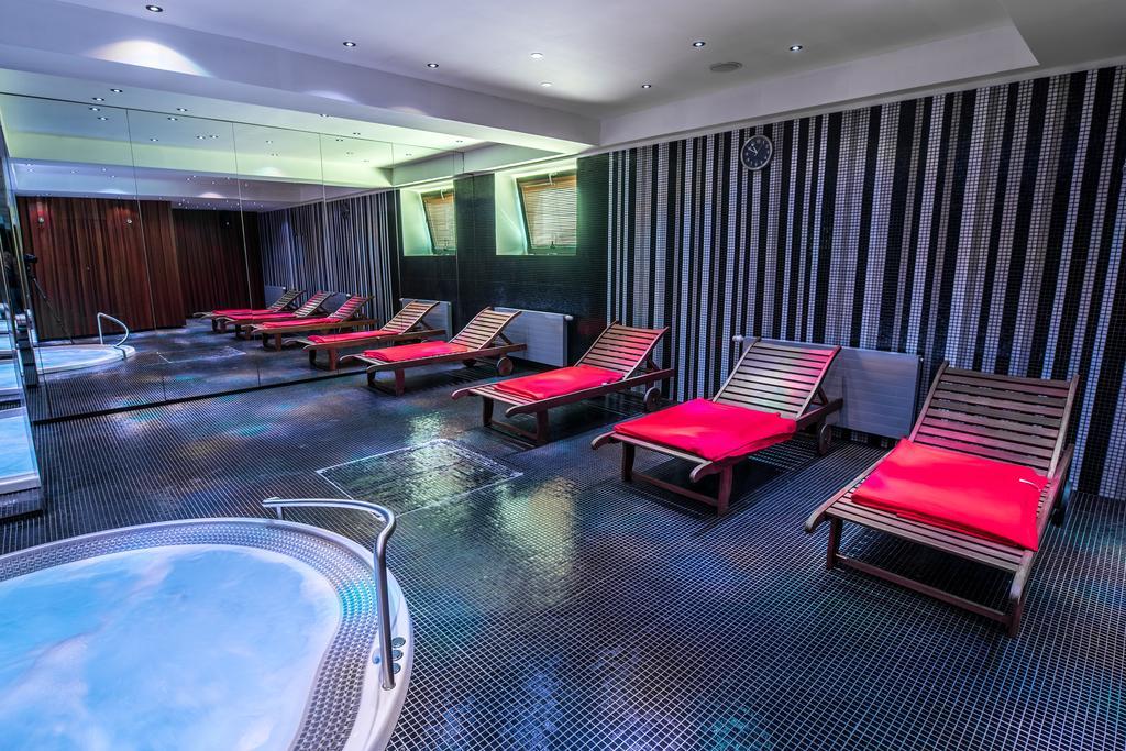 Hotel Yasmin Кошице Екстер'єр фото